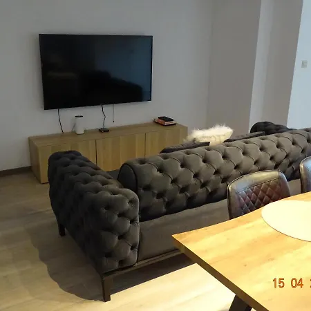 Deluxe Apartment Charleroi
